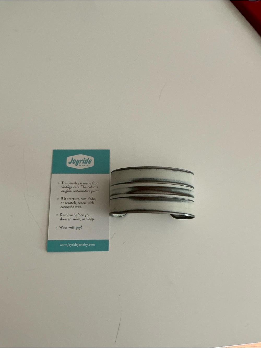 Joyride Jewelry Ford Fairlane White and Silver Striped Cuff Bracelet. NWT.